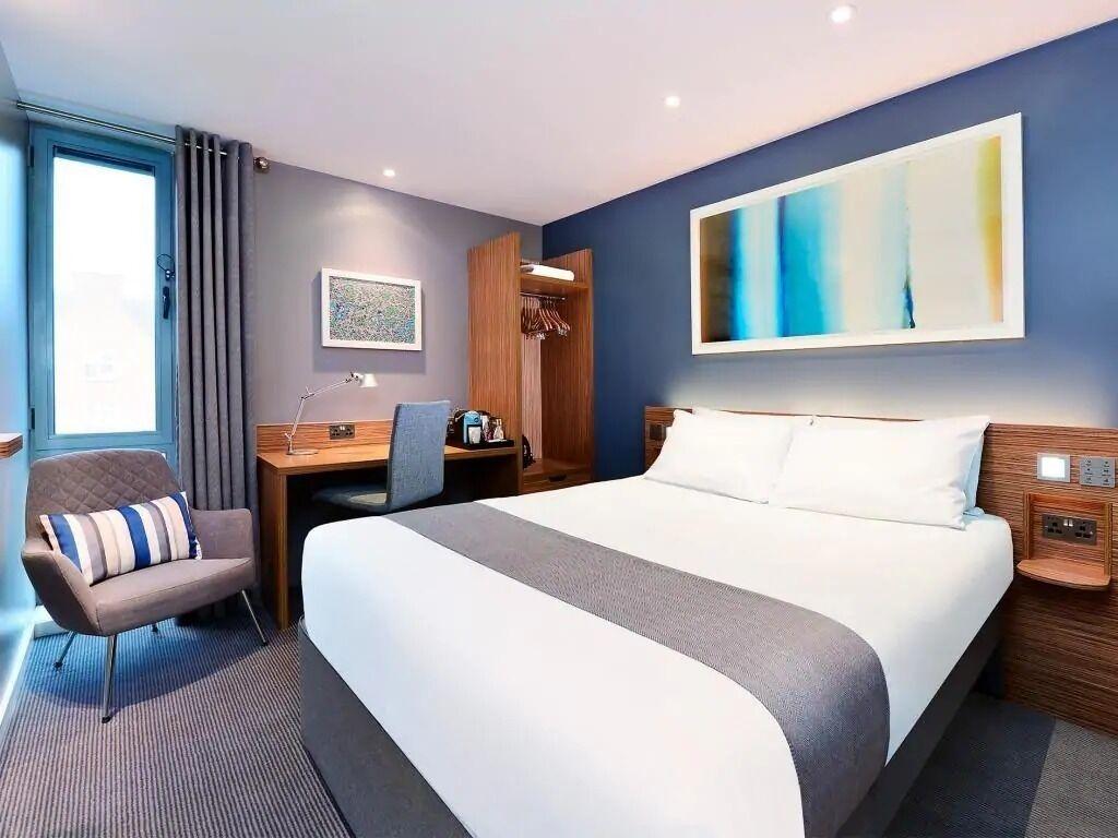 Travelodge London Docklands Zewnętrze zdjęcie